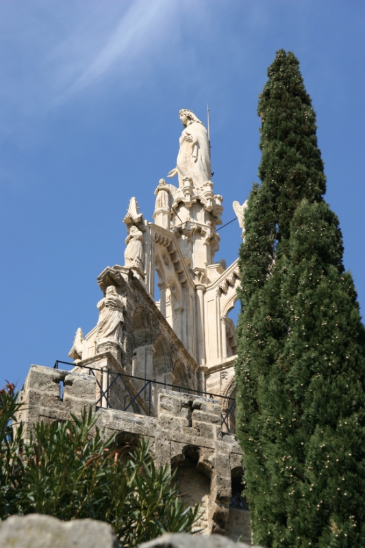 St Mary statue, Grignan France.jpg